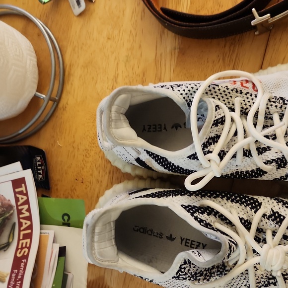 Adidas yeezy 350 Boost - Picture 3 of 5